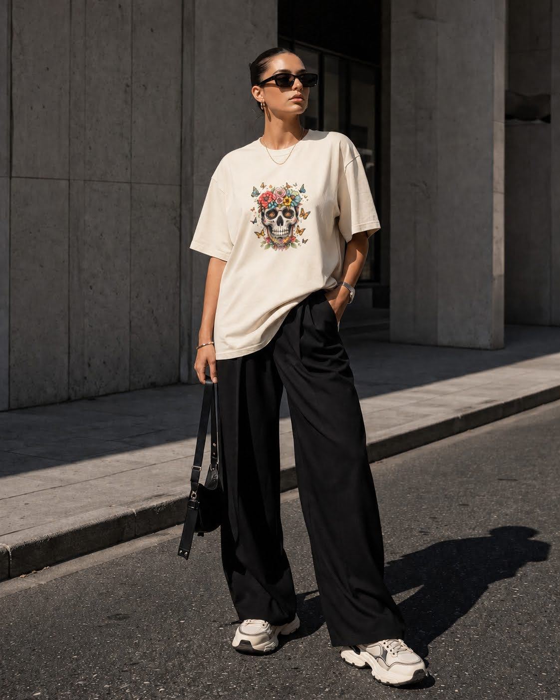 Skulls & Roses Heavy Tee – Heritage Edition