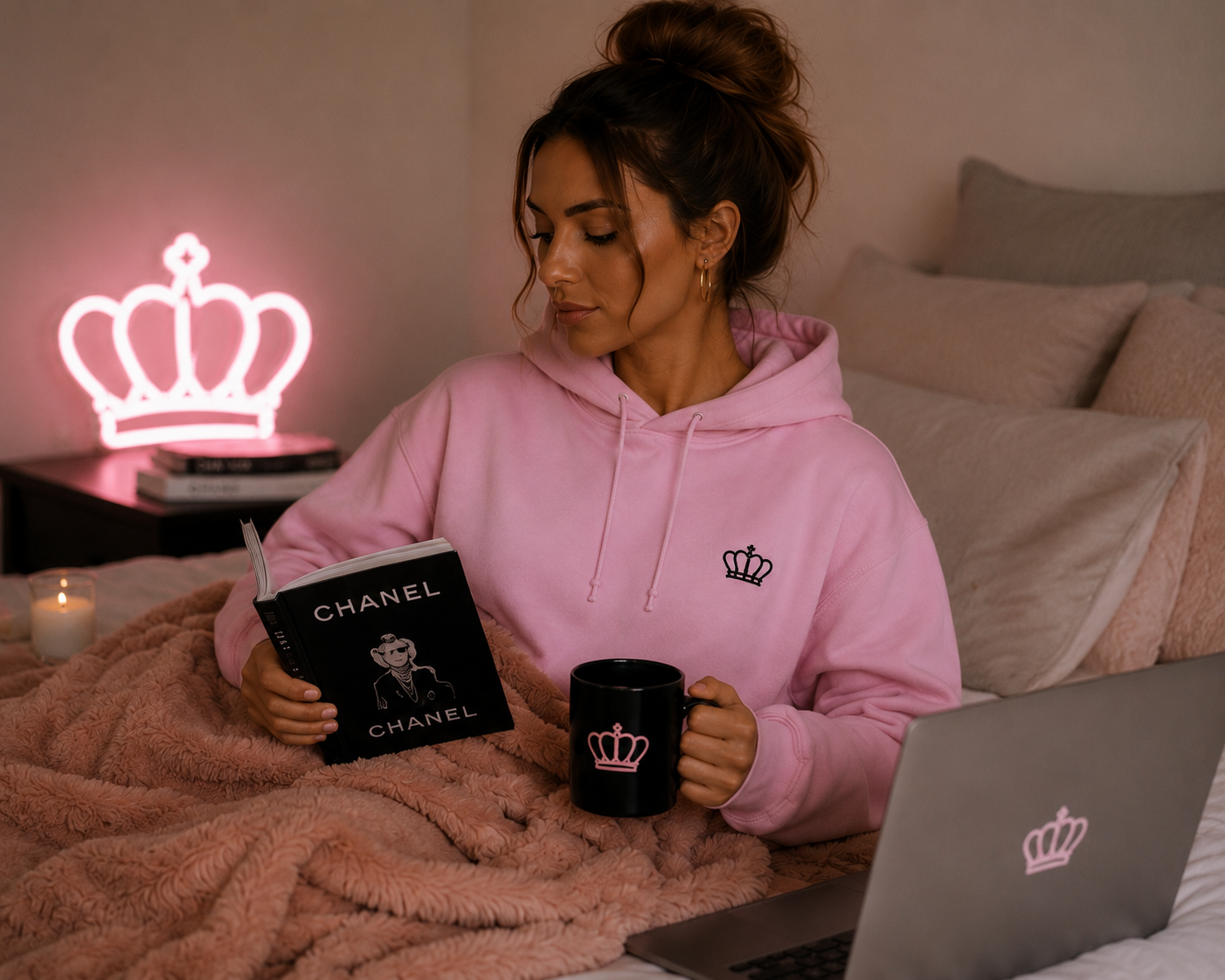 Signature Crown Hoodie – Dusty Pink